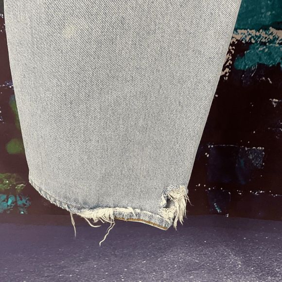 Agolde 90's Mid Rise Loose Fit Jeans Button Fly Distressed Size 30 - Picture 11 of 16